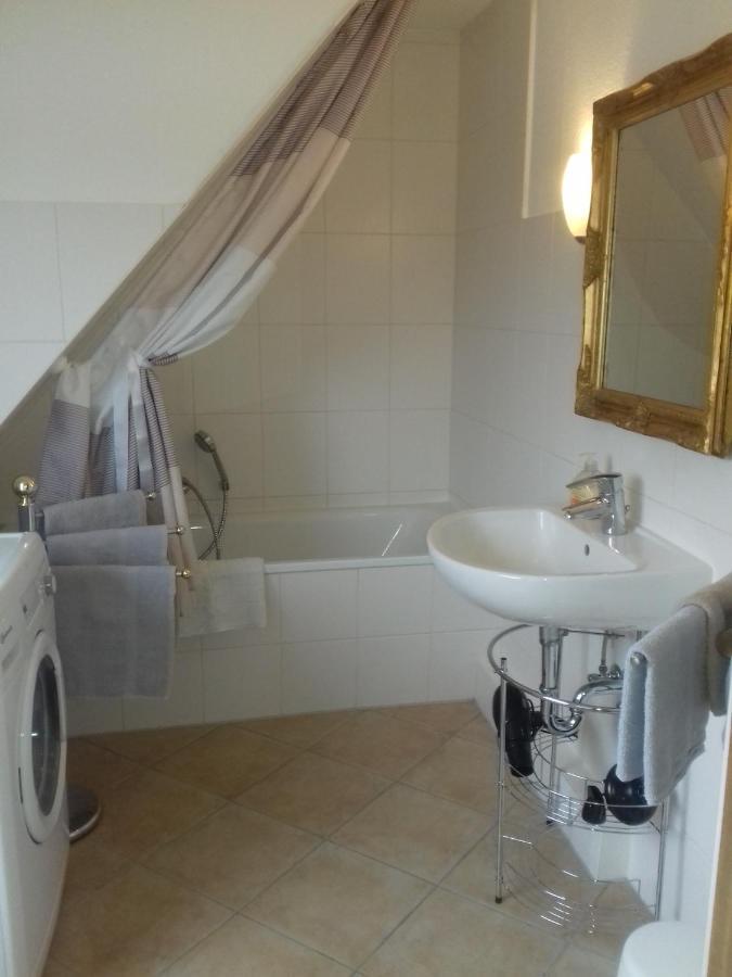 Ferienwohnung, Monteurwohnung bis 6 Personen Rottorf Exterior foto